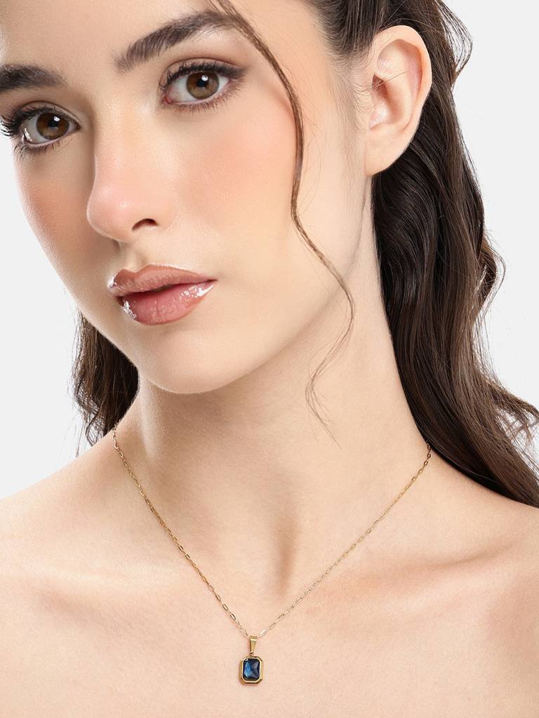 Gold Plated Everyday Blue Crystal Square Pendant And Chain : FJN5488