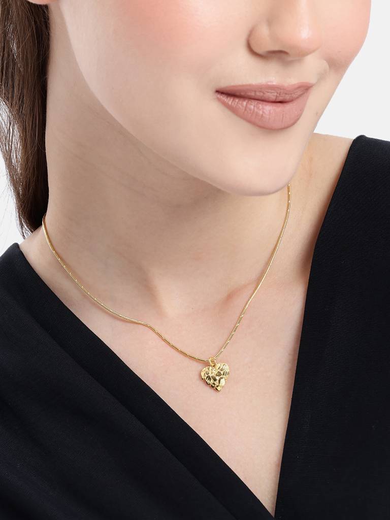 18Kt Gold Plated Heart Pendant And Chain Necklace : FJN5529