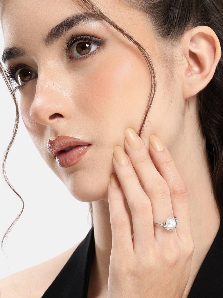 Silver Plated White Pearl Adjustable Ring : FJR5475