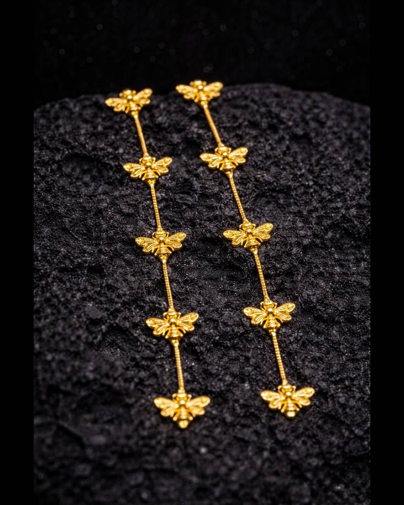 24K Gold Plated Vertical Hive Earrings : 0321