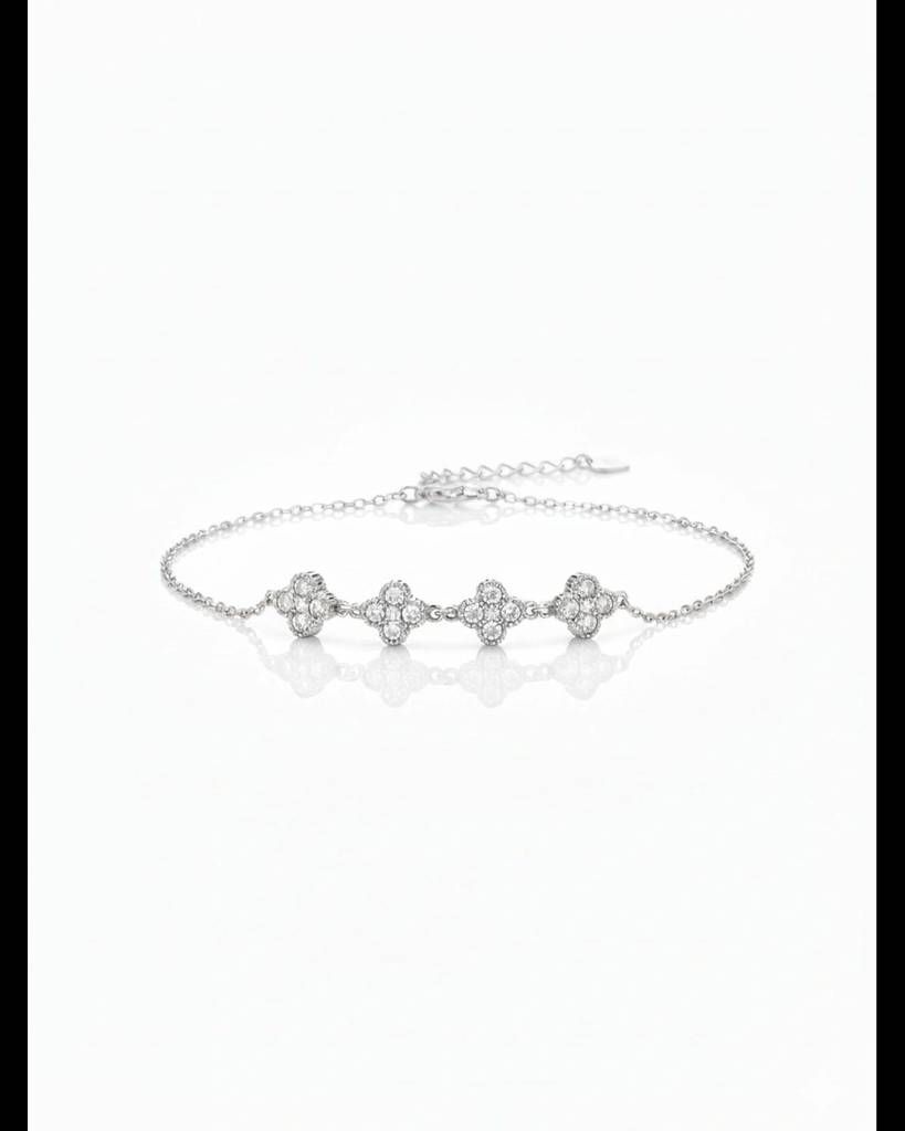 925 Sterling Silver Celestia Clover Bracelet : 0171
