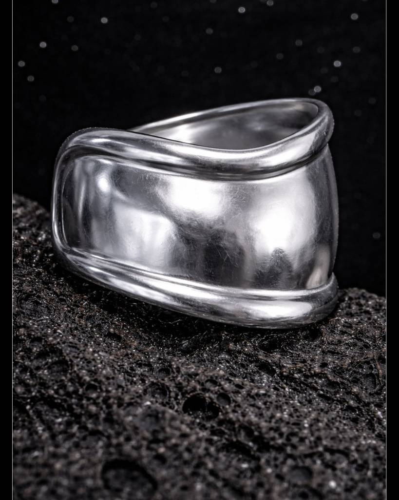 Silver Plated Lunar Curve Hand Cuff : 0027