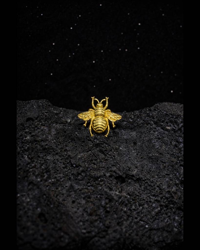 24K Gold Plated Hivora Brooch : 0313