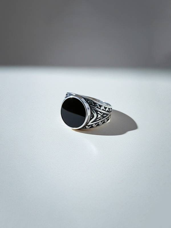 Vintage Black Onyx Signet Engagement Ring : FR111512S10NBSAT