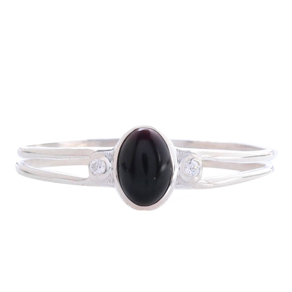 925 Sterling Silver Black Onyx Ring  Sleek And Sophisticated Gemstone Jewelry For Women, Perfect For Everyday Elegan : FU-0182