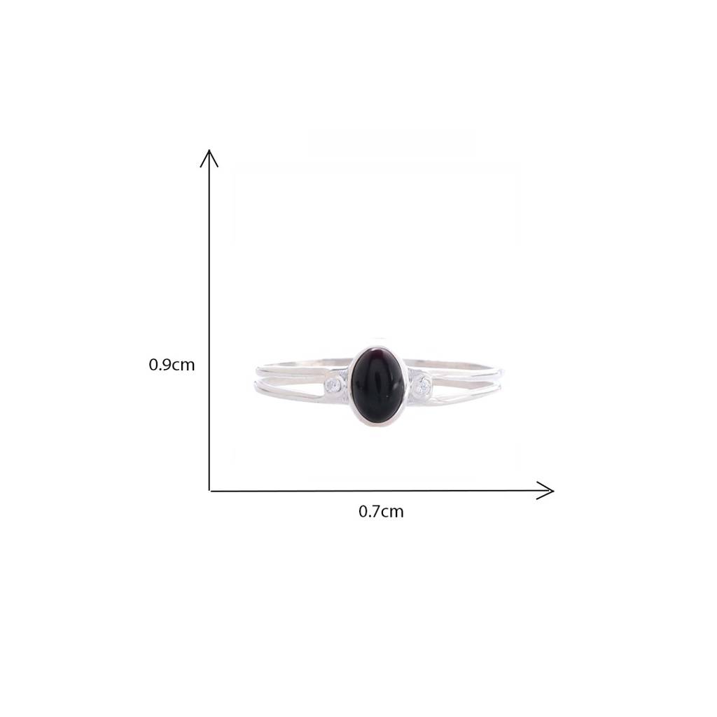 925 Sterling Silver Black Onyx Ring  Sleek And Sophisticated Gemstone Jewelry For Women, Perfect For Everyday Elegan : FU-0182