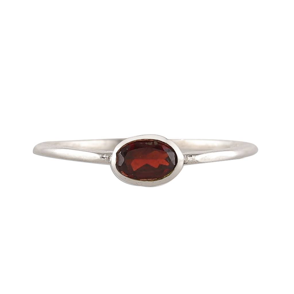 925  Sterling Silver Ring With Garnet Gemstone Classic Jewelry For Women : FU-0251