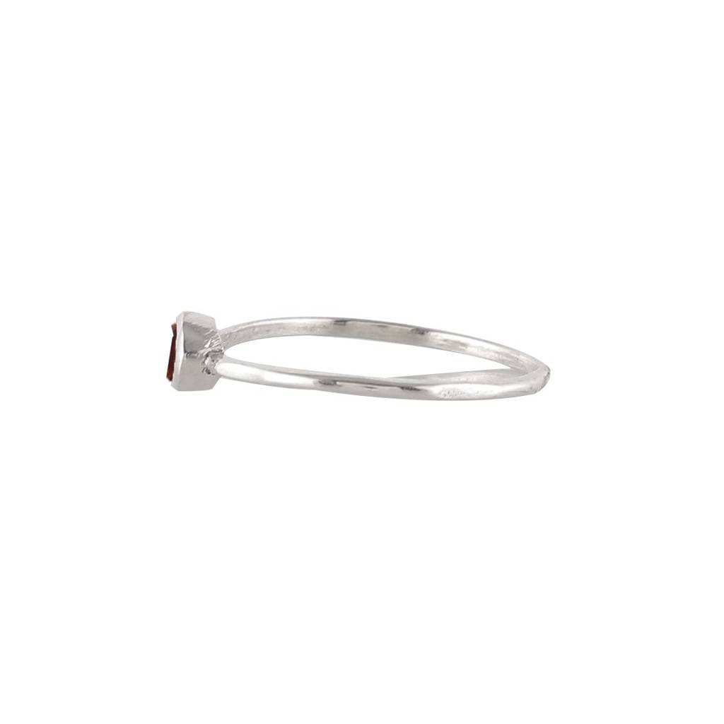 925  Sterling Silver Ring With Garnet Gemstone Classic Jewelry For Women : FU-0251
