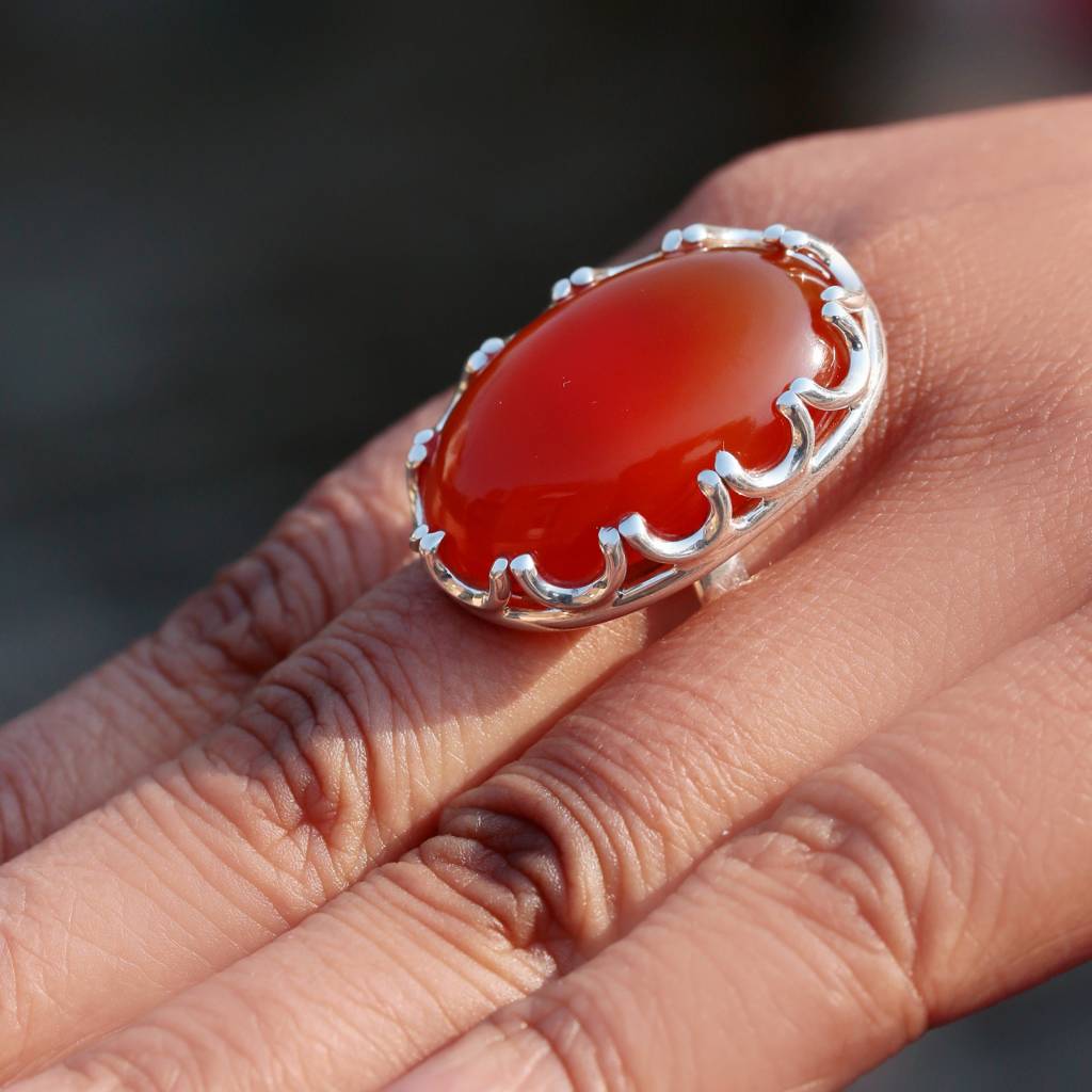 925 Sterling Silver Carnelian Ring  Bold Oval Gemstone Design For Women, Perfect For Boho And Everyday Style : FU-0259