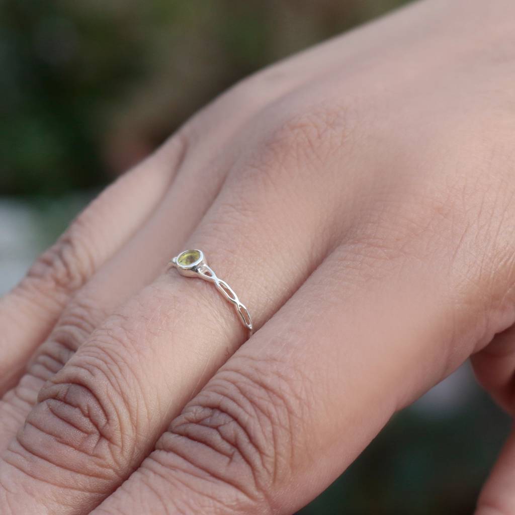 925 Sterling Silver Peridot Ring For Women | Green Birthstone Jewelry | August Birthday Gift & Office Wear : FU-0671
