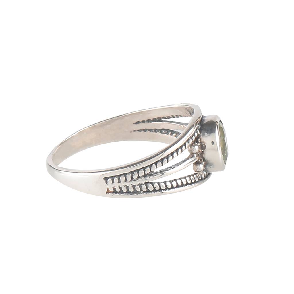 925 Silver Peridot Ring For Women | Natural Healing Gemstone | Elegant Party & Daily Wear : FU-0696