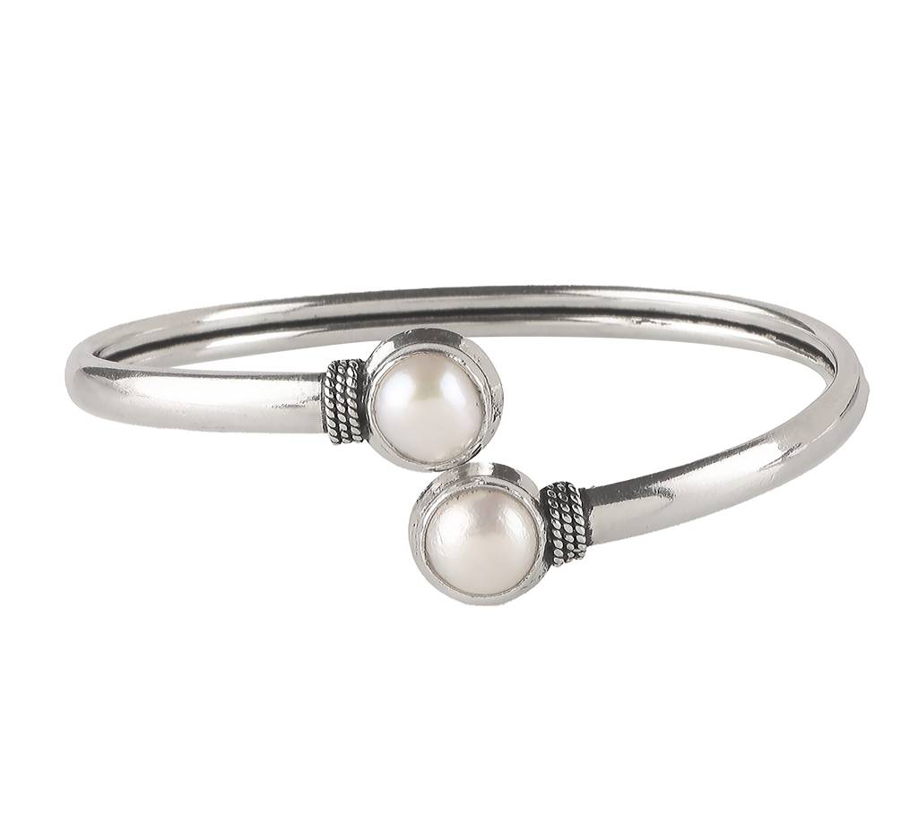 925 Sterling Silver Pearl Bangle For Women | Elegant White Pearl Bracelet | Classic Luxury Jewelry For Special Occas : FU-1017