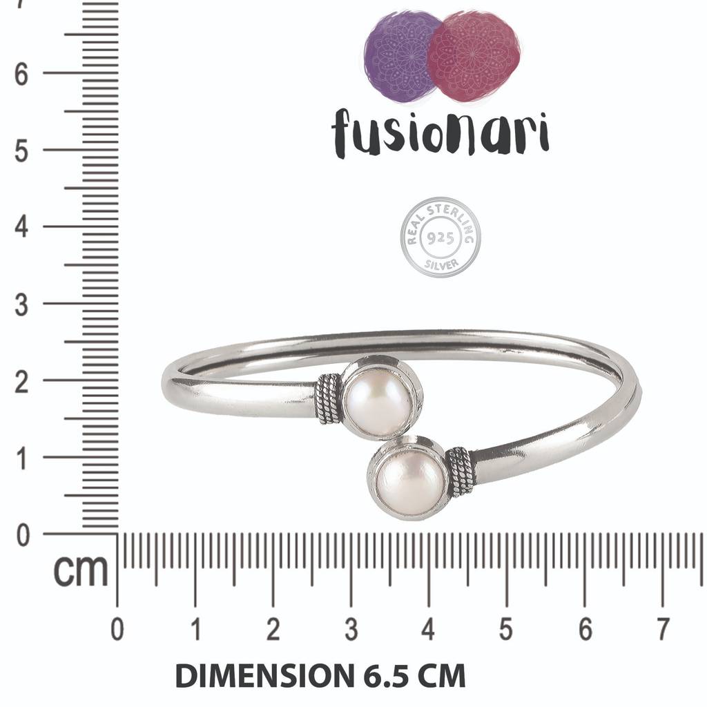 925 Sterling Silver Pearl Bangle For Women | Elegant White Pearl Bracelet | Classic Luxury Jewelry For Special Occas : FU-1017