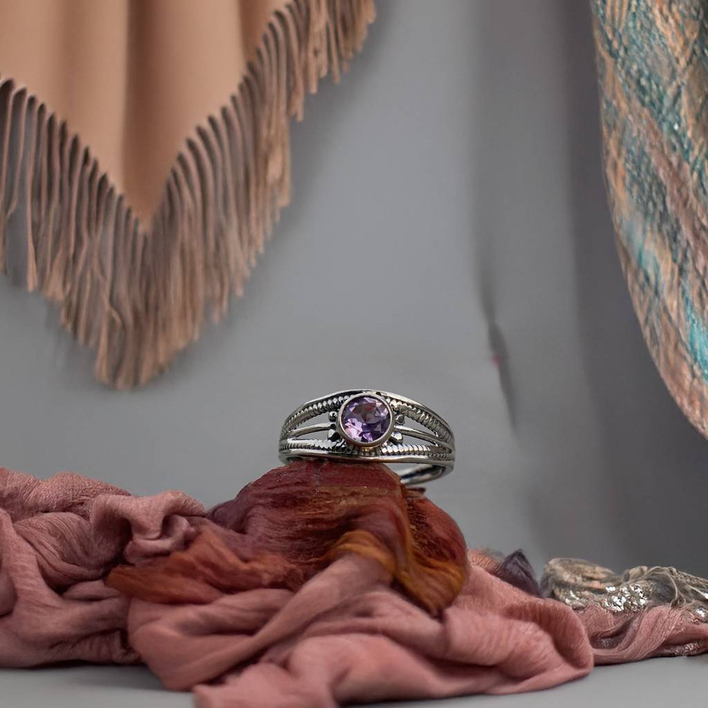 925 Silver Luxury Silver Jewelry: Stunning Amethyst Rings, Elegant Earrings, Unique Eartops Timeless Elegance For Ev : FU-0101
