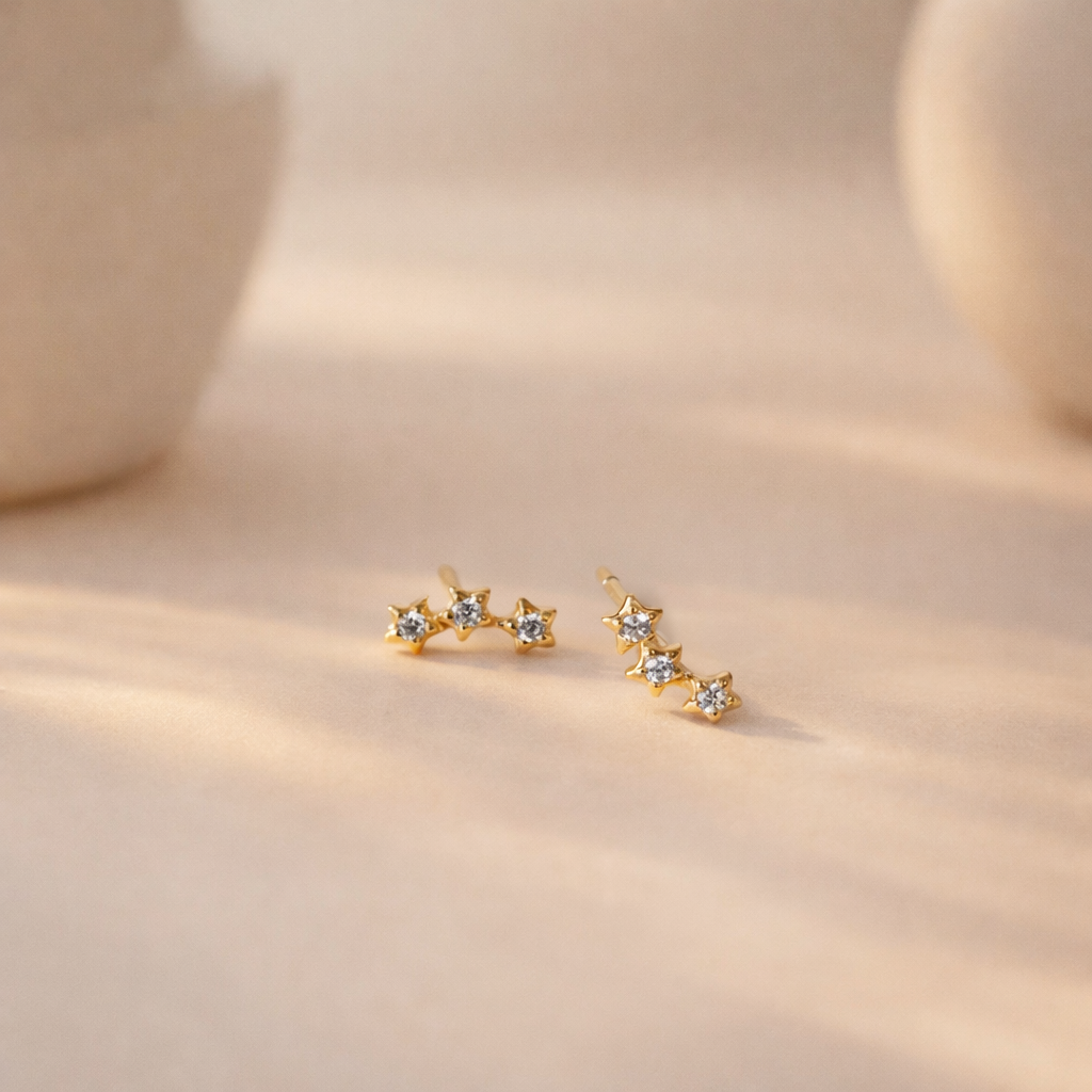 Petite-Diamond-Curve-Studs-GV