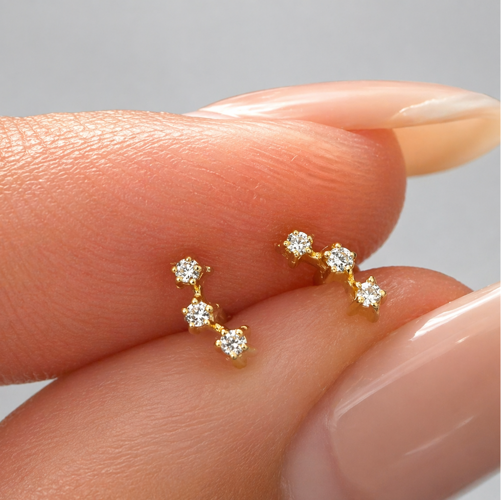Petite-Diamond-Curve-Studs-GV