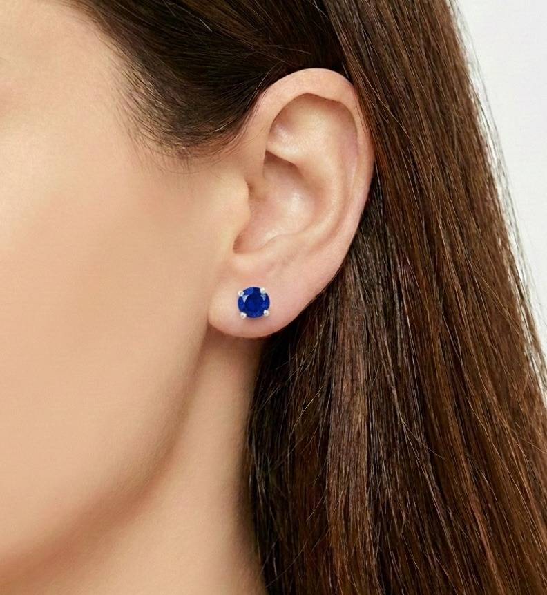 925 Pure Silver Solitaire Stud In Blue Color With Silver Rhodium Plating : ESSBLU-17
