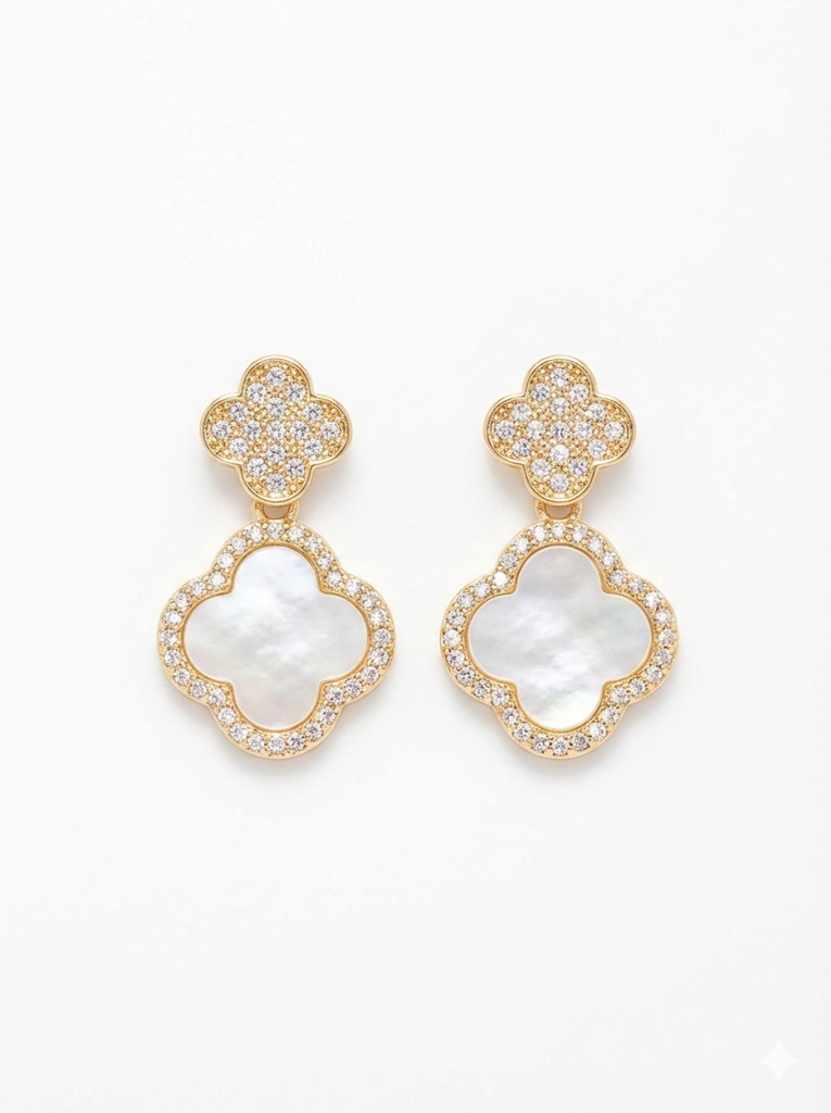 Pearl Bloom Studs : E211