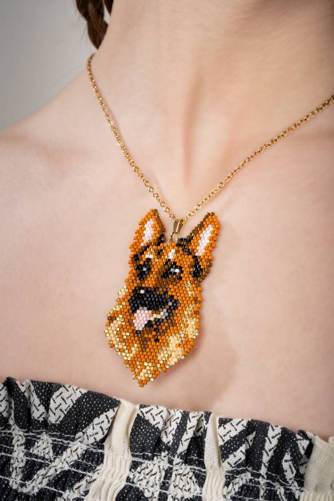 German Shepherd Dog Necklace : NECKJJ008