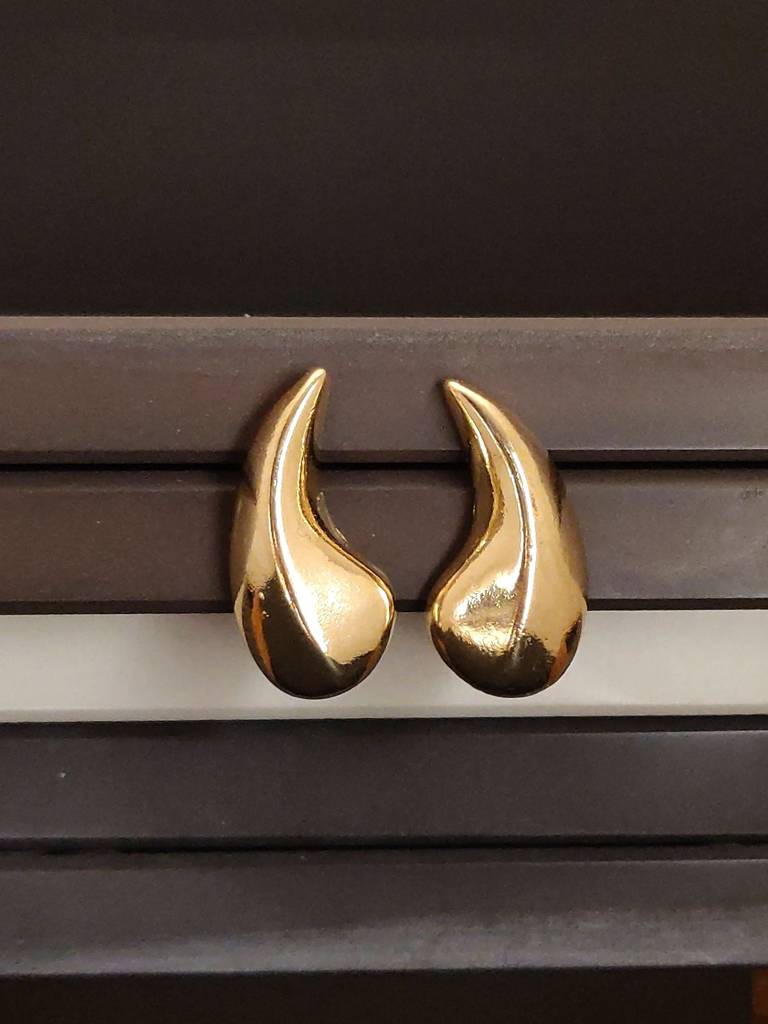 Gold Plated Abstract Curved Stud Earrings For Women : WestEar141