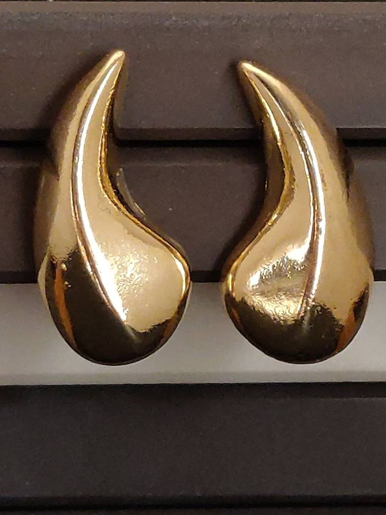 Gold Plated Abstract Curved Stud Earrings For Women : WestEar141