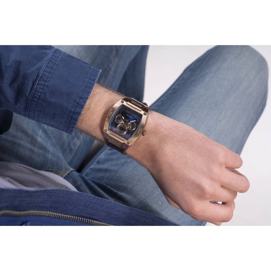Guess Tonneau 42Mm Blue Dial Analog Men Watch - Gw0202G2 : GW0202G2