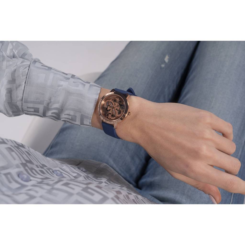 Guess Round 37Mm Rose Gold Dial Analog Women Watch - Gw0452L1 : GW0452L1