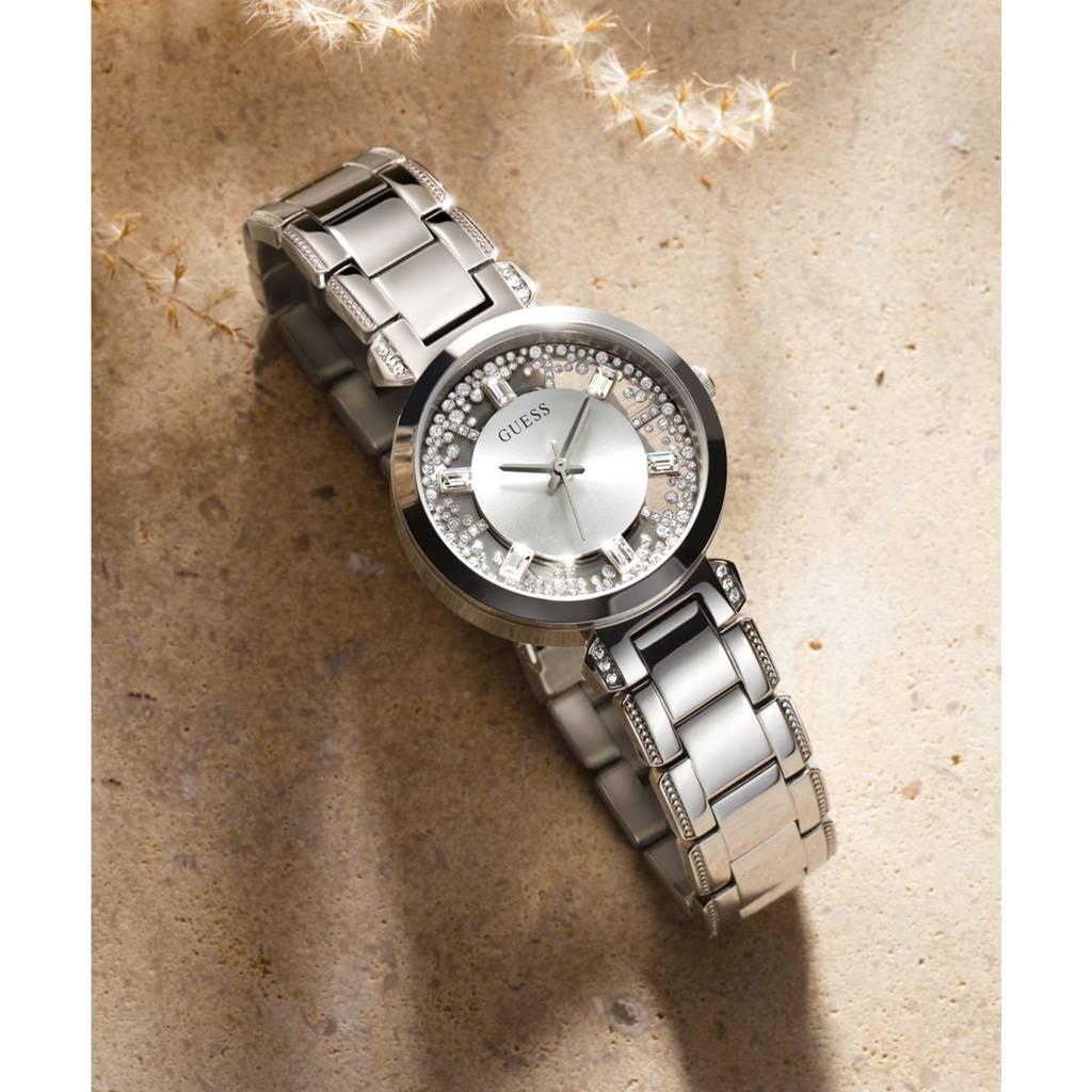 Guess Round 33Mm Silver Dial Analog Women Watch - Gw0470L1 : GW0470L1