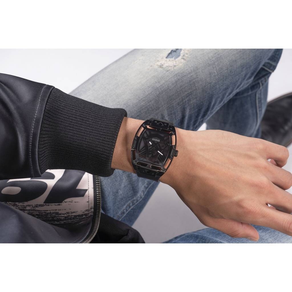 Guess Rectangle 44Mm Black Dial Analog Men Watch - Gw0500G2 : GW0500G2