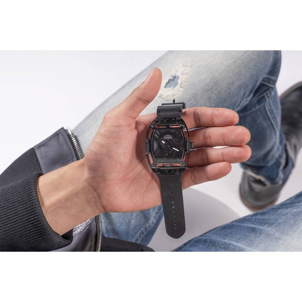 Guess Rectangle 44Mm Black Dial Analog Men Watch - Gw0500G2 : GW0500G2