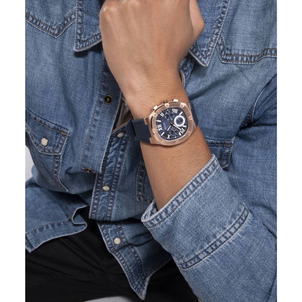 Guess Square 42Mm Navy Dial Analog Men Watch - Gw0571G2 : GW0571G2