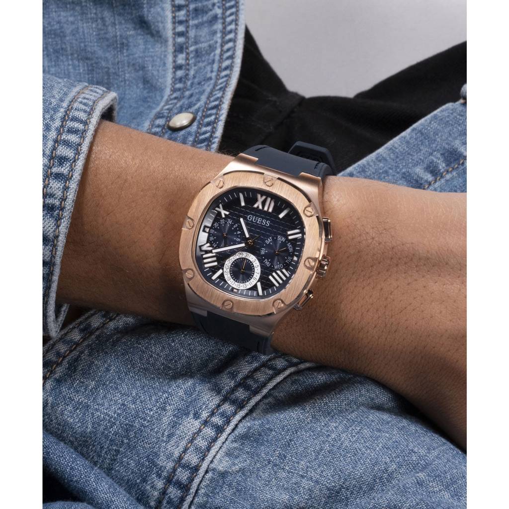 Guess Square 42Mm Navy Dial Analog Men Watch - Gw0571G2 : GW0571G2