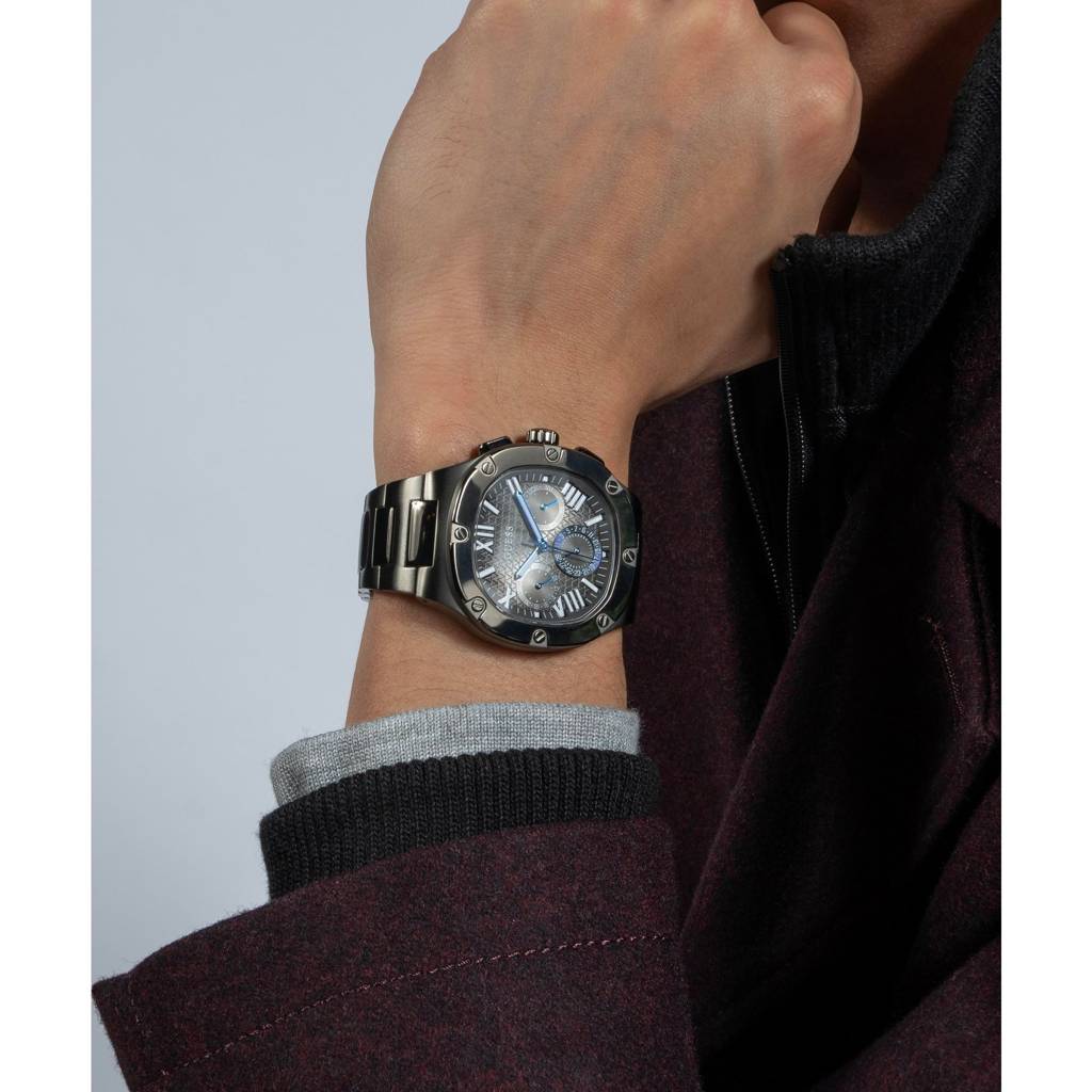 Guess Square 42Mm Gunmetal Dial Analog Men Watch - Gw0572G5 : GW0572G5