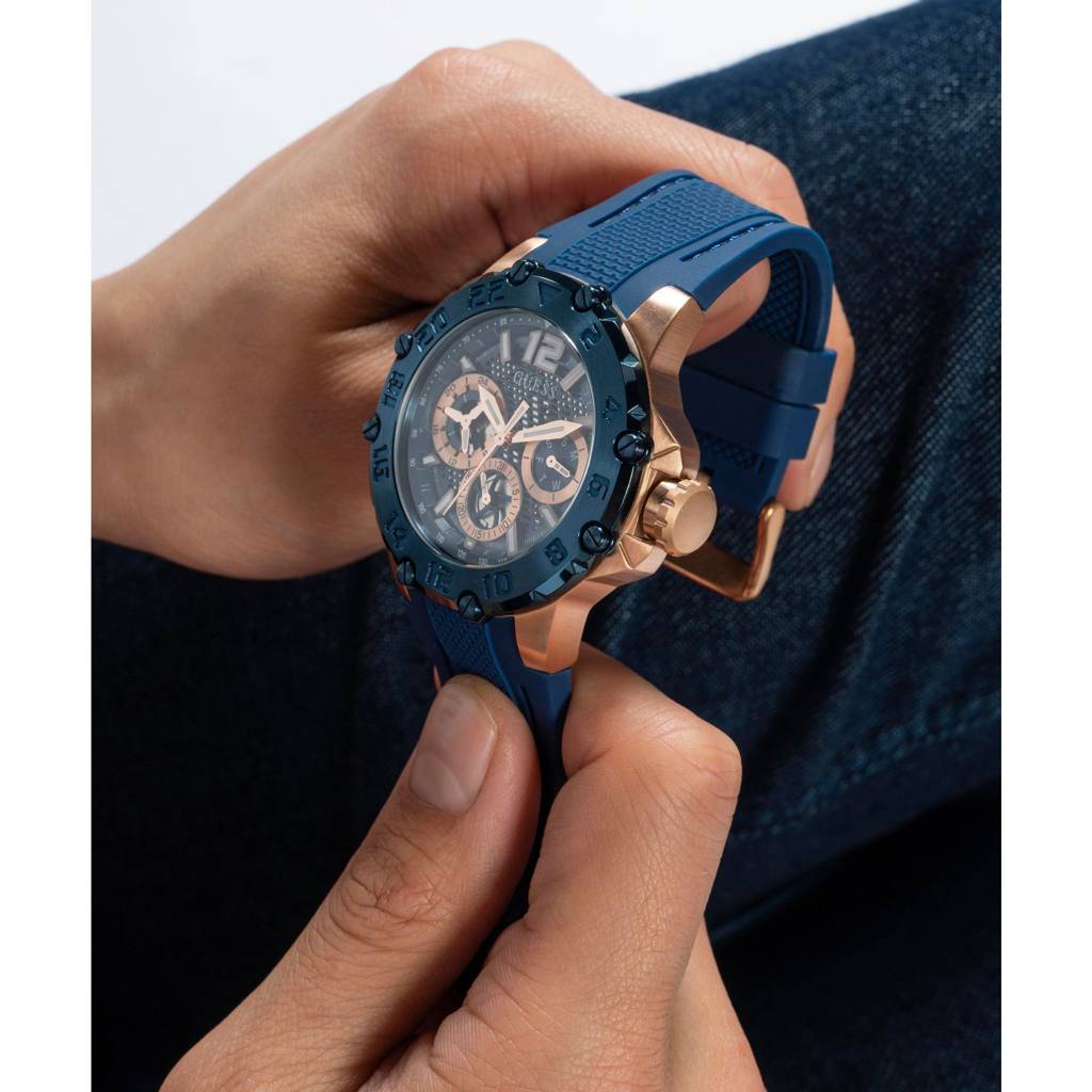 Guess Round 46Mm Blue Dial Analog Men Watch - Gw0640G3 : GW0640G3