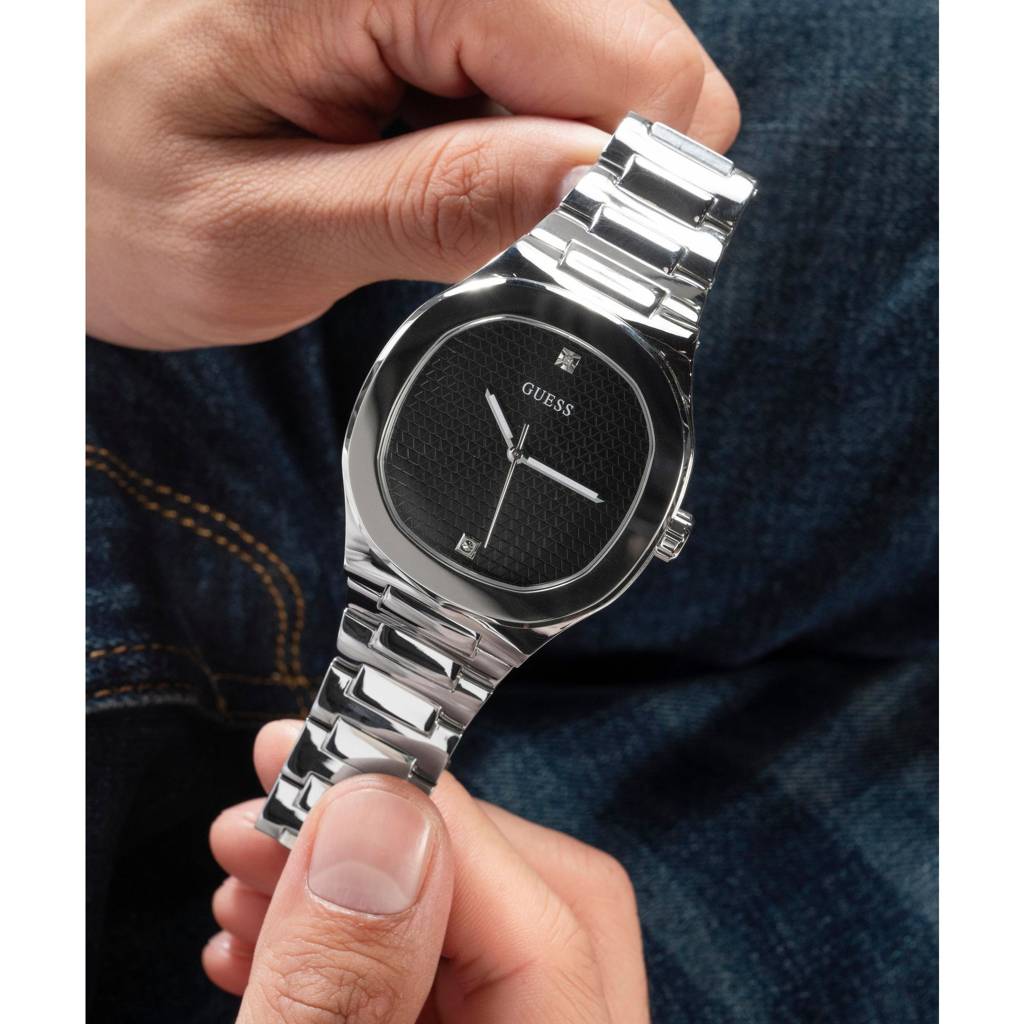 Guess Square 42Mm Black Dial Analog Men Watch - Gw0662G1 : GW0662G1