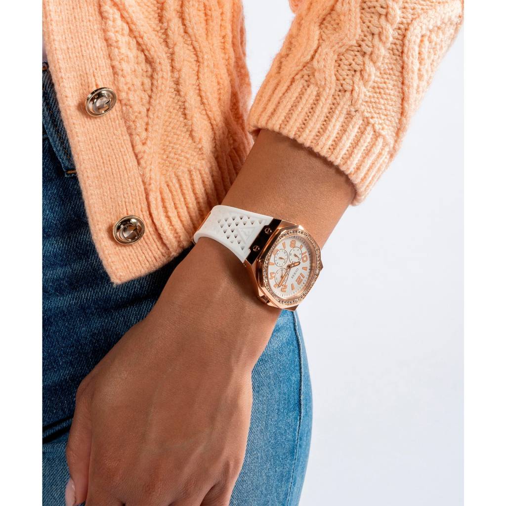 Guess Octagonal 39Mm White Dial Analog Women Watch - Gw0694L3 : GW0694L3