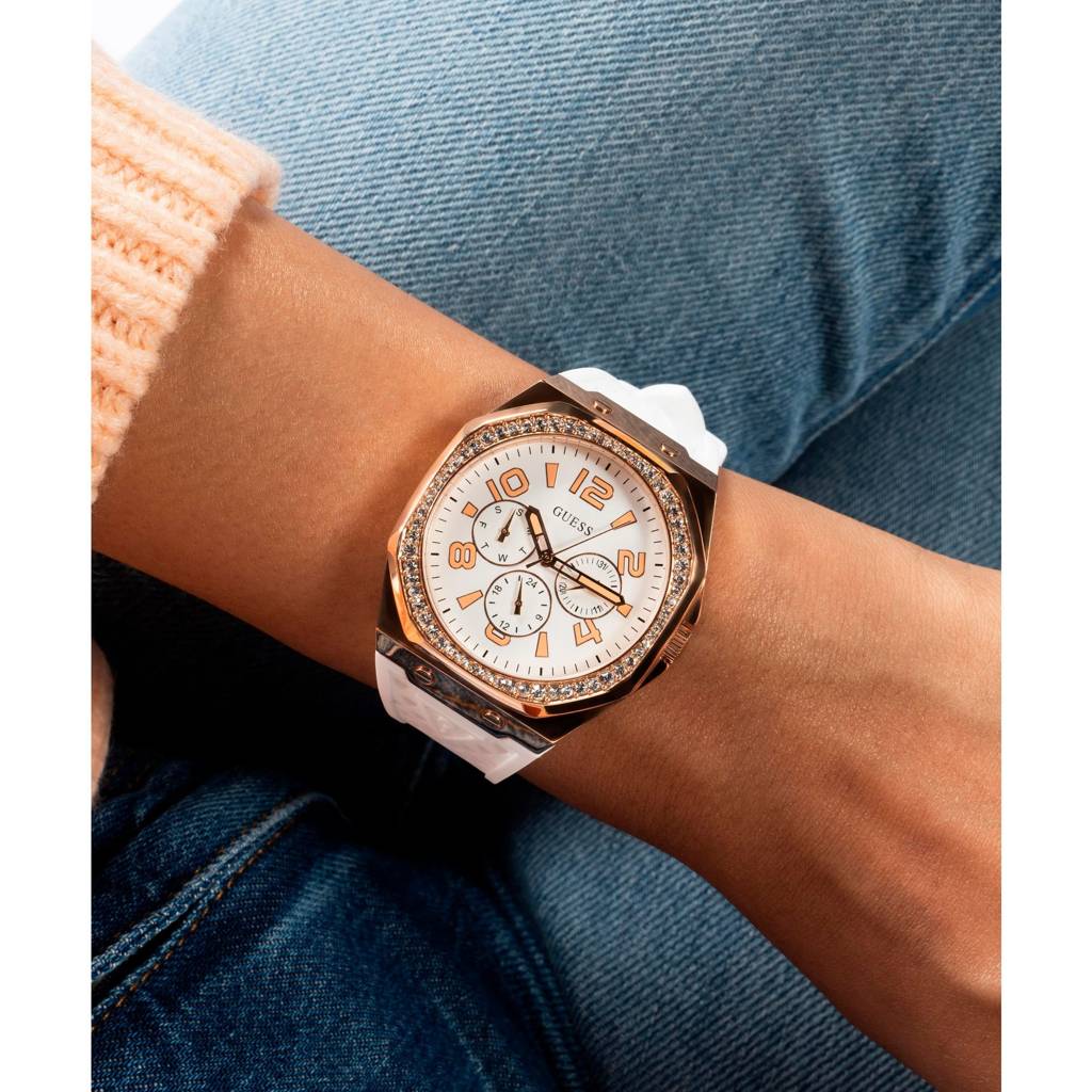 Guess Octagonal 39Mm White Dial Analog Women Watch - Gw0694L3 : GW0694L3