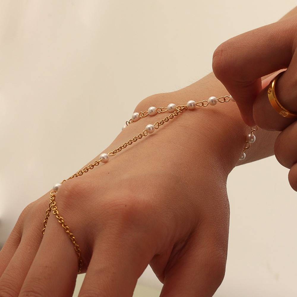Gold Plated Daily Wear Ira Pearl Hand Chain Bracelet : JDBW2404002