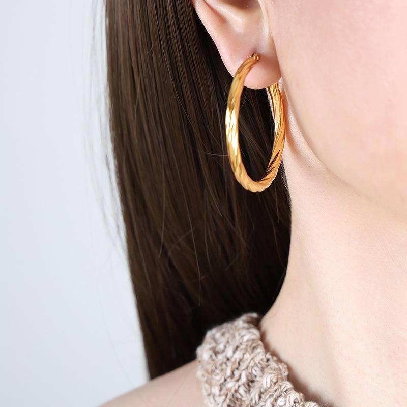 Gold Plated Daily Wear Bold Twisty Hoop Earring : JDWE2303027