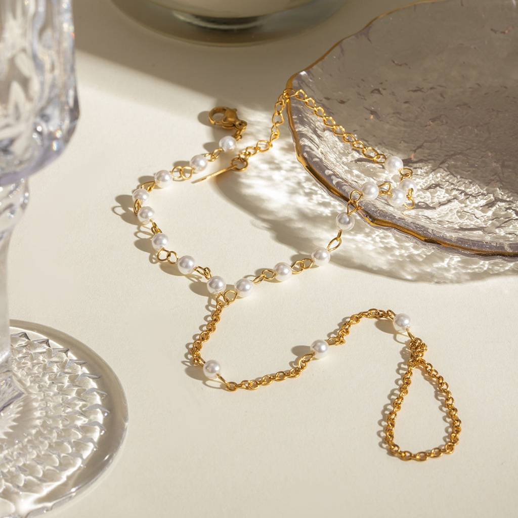 Gold Plated Daily Wear Ira Pearl Hand Chain Bracelet : JDBW2404002