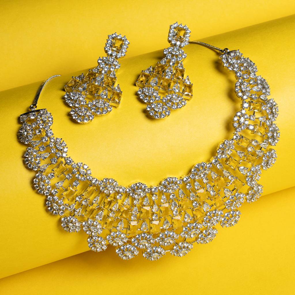 Chic Cascade Necklace (Yellow) : NRO31