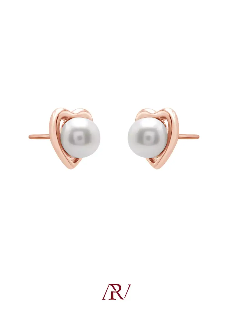 Hearty Pearl Studs : ARV-ER-050
