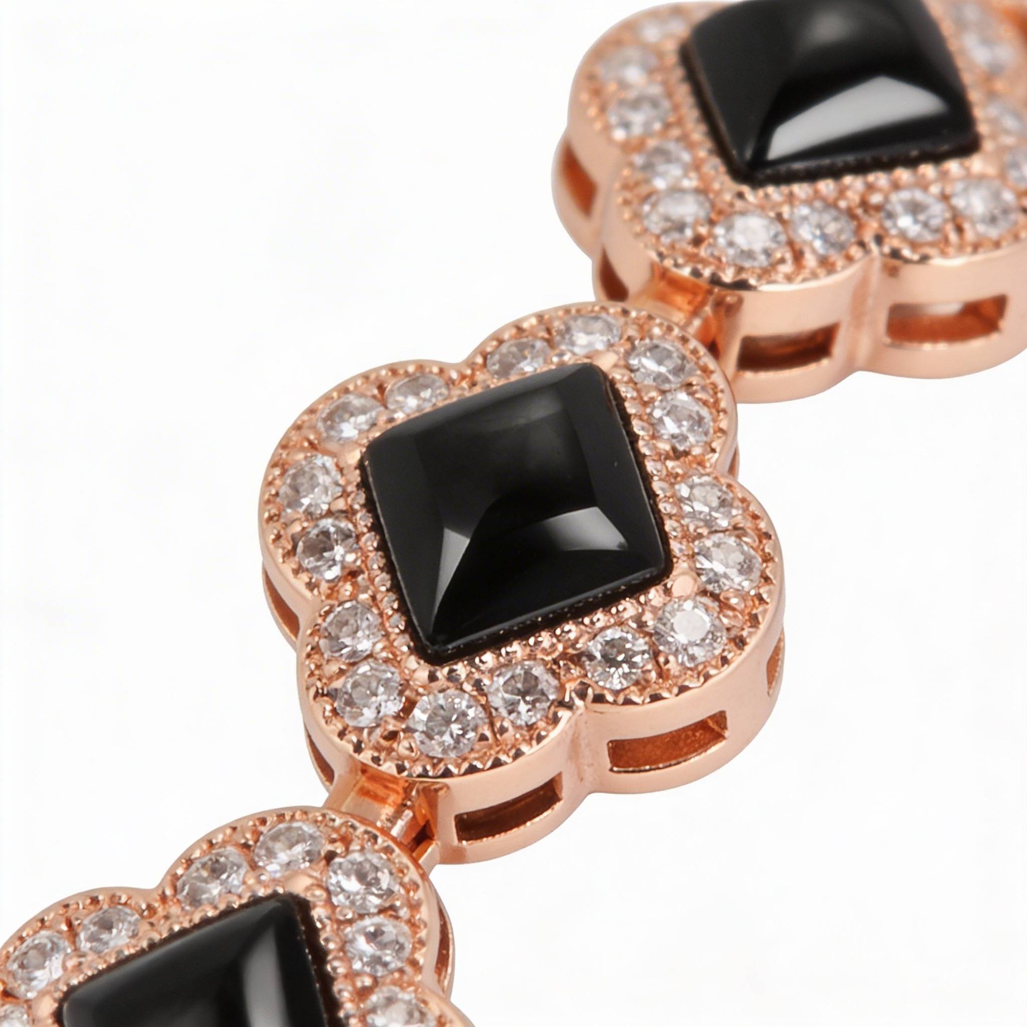 Serenite Dial Watch For Women With Crystal Halo Bracelet : CN-495