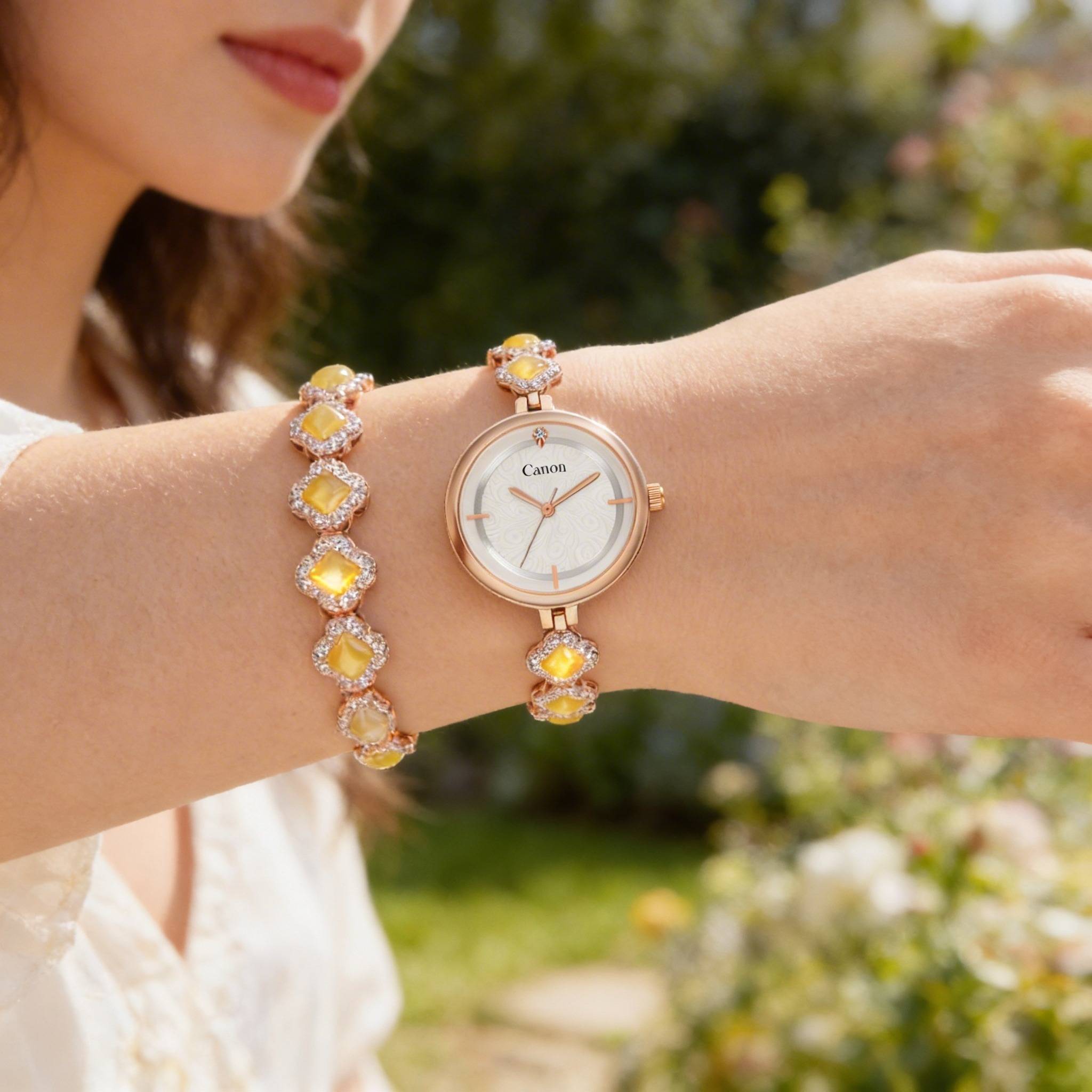 Serenite Dial Watch For Women With Crystal Halo Bracelet : CN-497