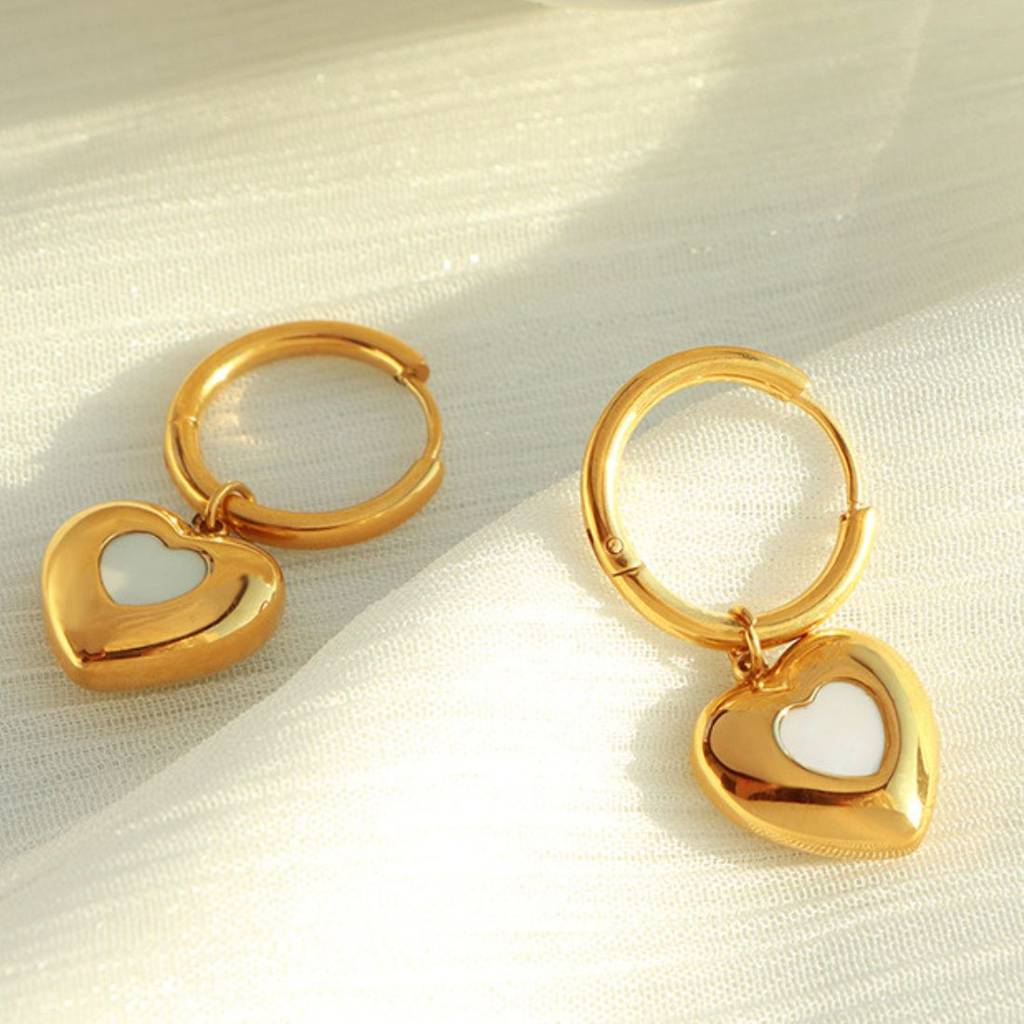 18K Gold Plated Waterproof, Anti-Tarnish Heart Drops Hoop Earrings : AOU0125E180G