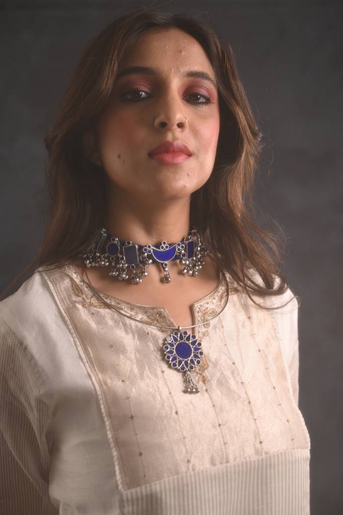 Nawra Choker