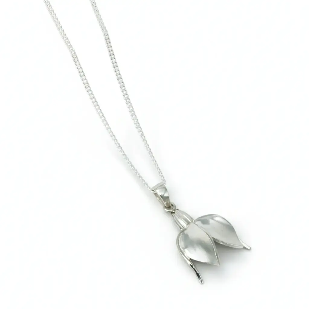Summer Snowflake Silver Necklace : 21137047