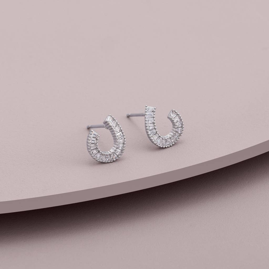 White - Plated Casual Wear Trendy Zircon Earring - 466988 : 466989