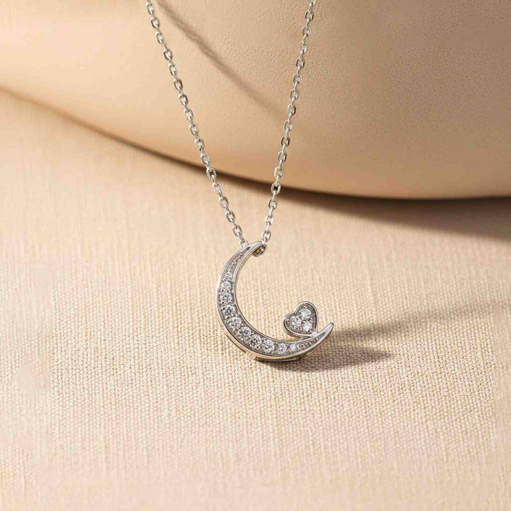 ZALKARI Silver Moon To Heart Necklace · Eternz IRIEBEACH MOON 