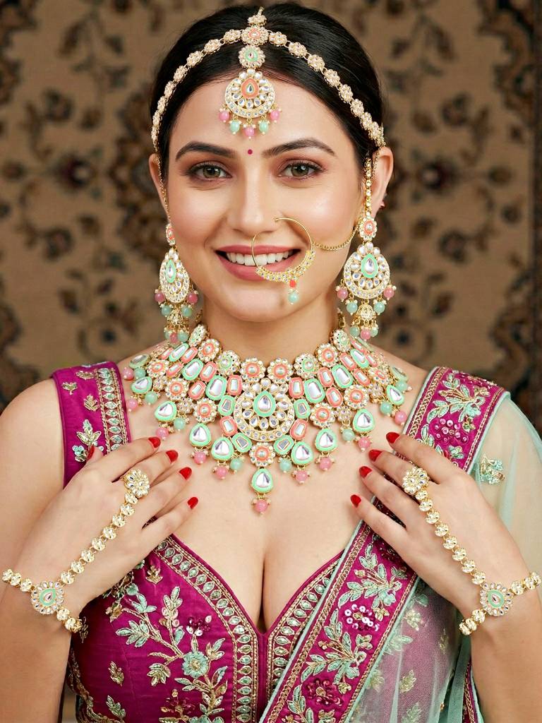 Bridal Kundan Jewellery Set With Hathphool & Nath : 2541-IZK-554-PKMNT
